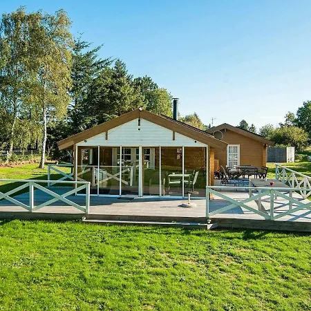 Three-bedroom Holiday In Orsted 12 * Kare